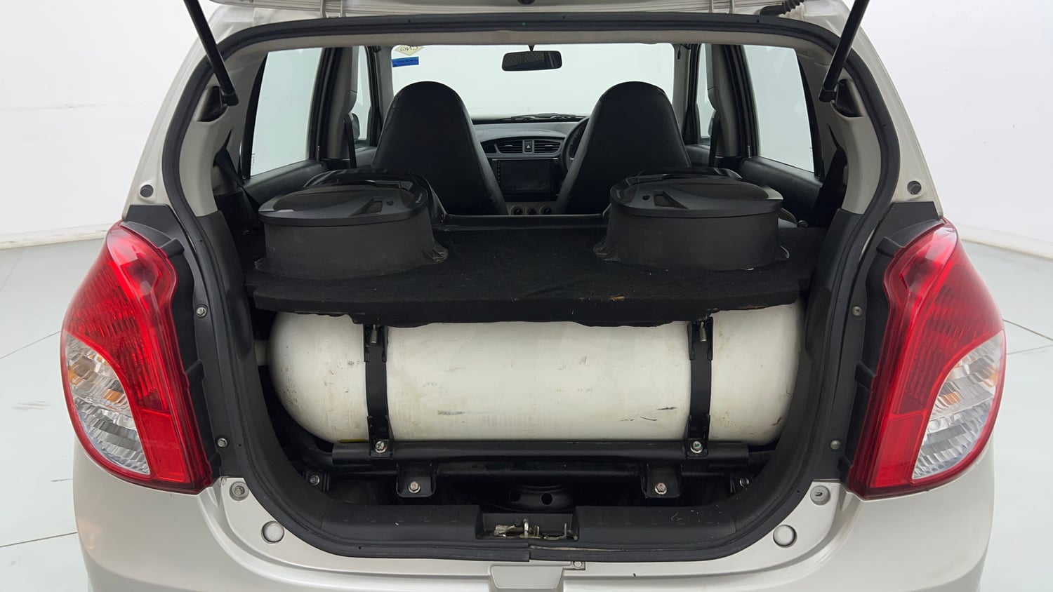 Used 2023 Maruti Suzuki Alto 800 LXi (O) CNG Cng Manual interior DICKY INSIDE VIEW