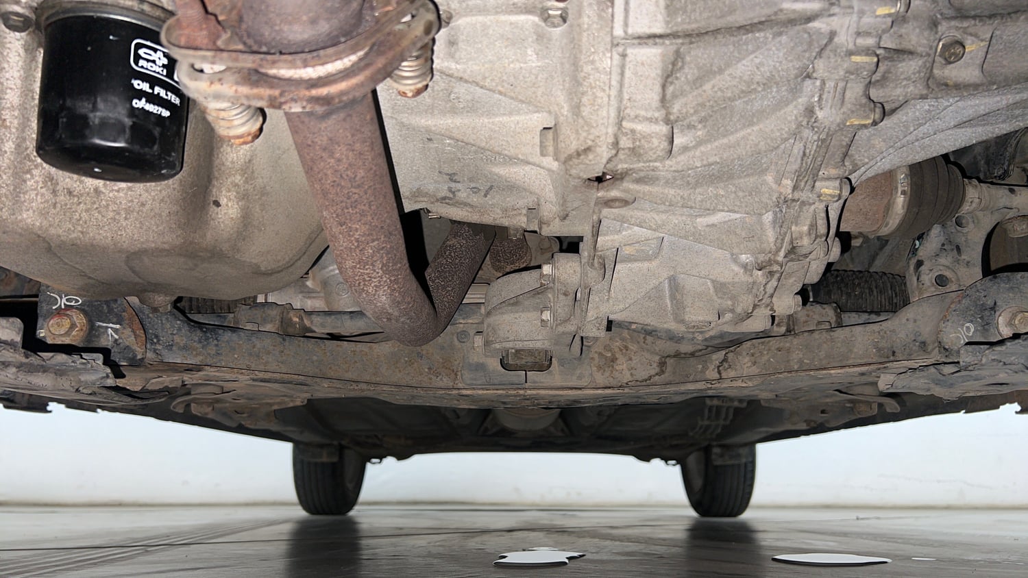 Used 2018 Maruti Suzuki Swift ZXi AMT Petrol Automatic extra FRONT LEFT UNDERBODY VIEW