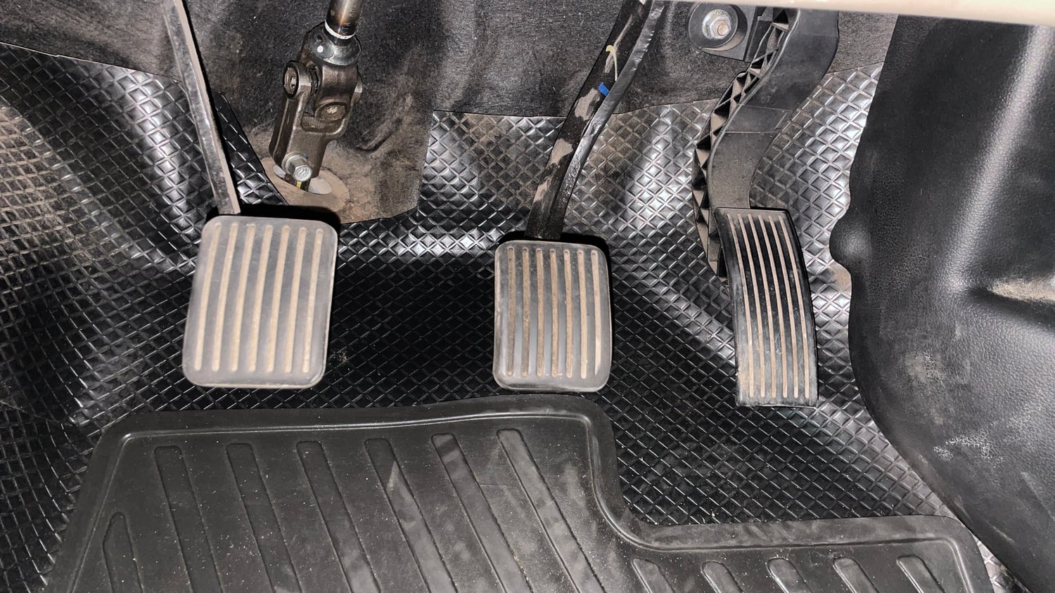 Used 2022 Hyundai Santro Sportz Petrol Manual interior PEDALS VIEW