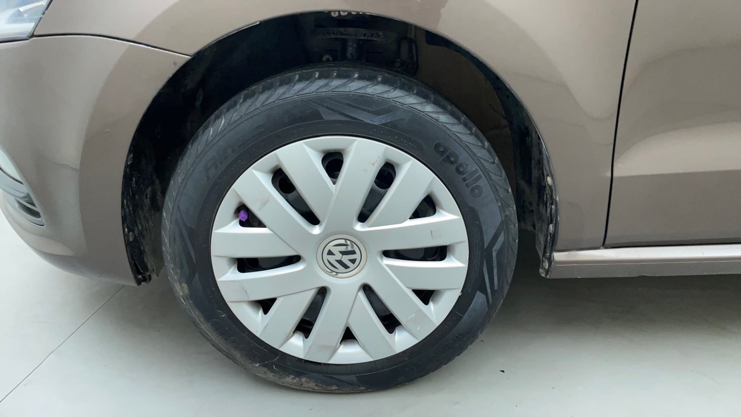 Used 2016 Volkswagen Polo Comfortline 1.2L (P) Petrol Manual tyres LEFT FRONT TYRE RIM VIEW