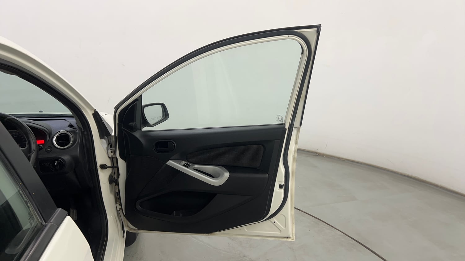 Used 2013 Ford Figo Duratorq Diesel ZXI 1.4 Diesel Manual interior RIGHT FRONT DOOR OPEN VIEW