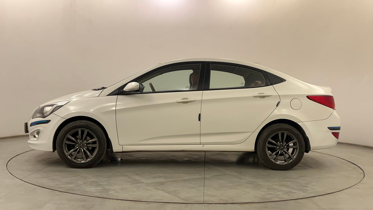 Used 2016 Hyundai Verna 1.6 CRDI S AT Diesel Automatic exterior LEFT SIDE VIEW