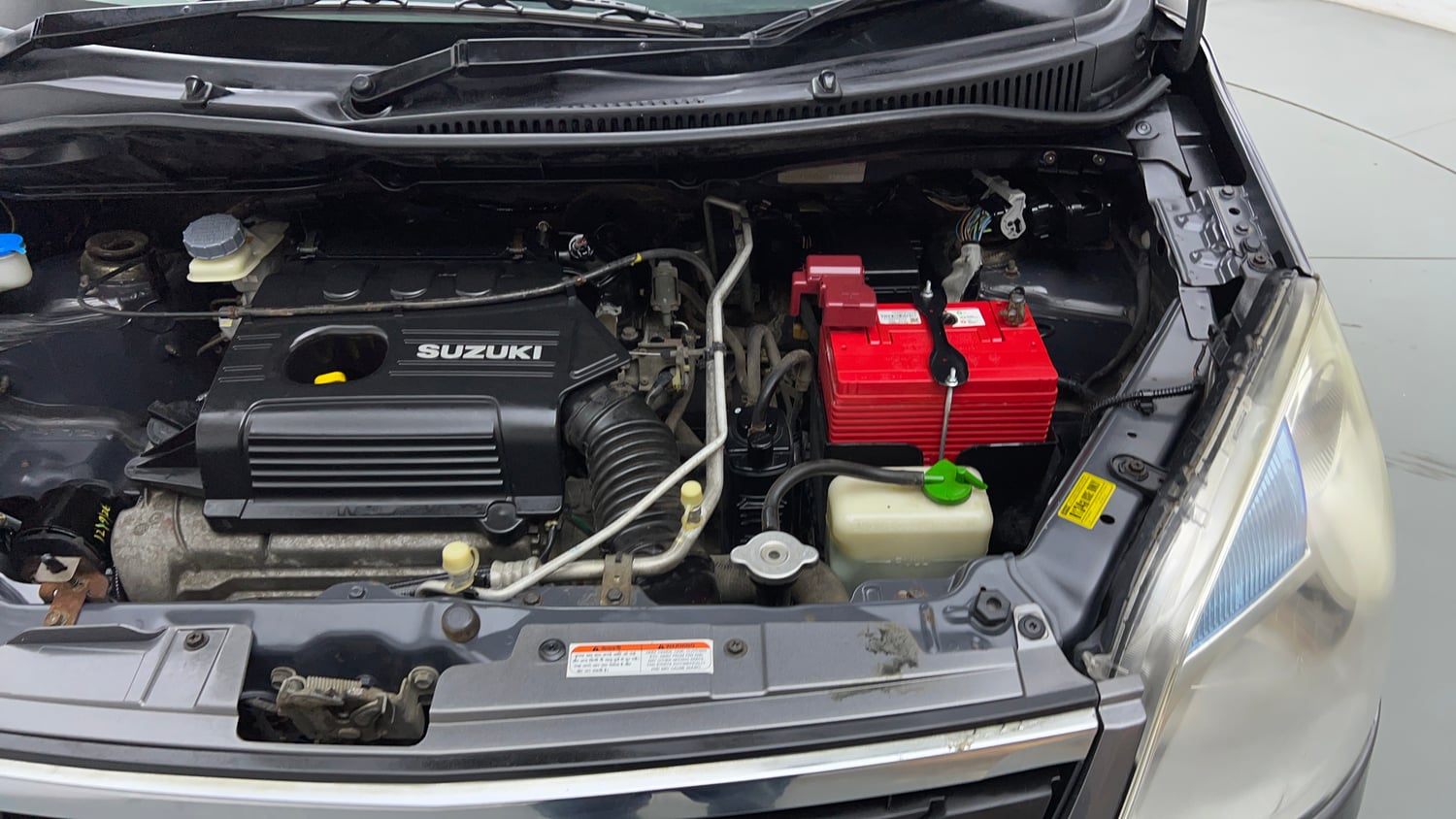 Used 2013 Maruti Suzuki Wagon R VXI Petrol Manual engine ENGINE LEFT SIDE VIEW