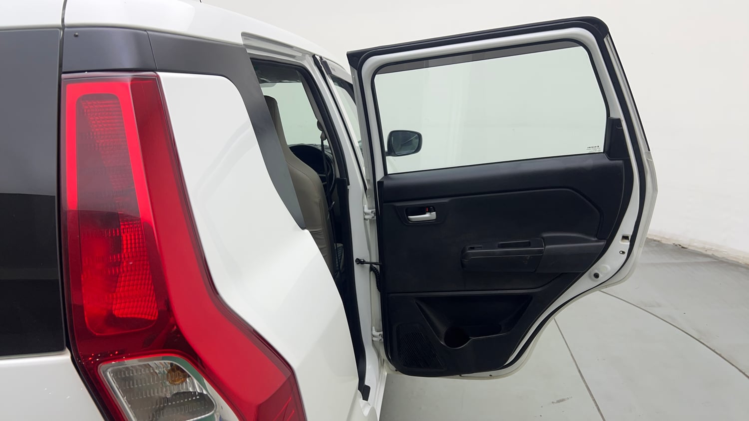 Used 2024 Maruti Suzuki Wagon R VXI 1.0 CNG Cng Manual interior RIGHT REAR DOOR OPEN VIEW
