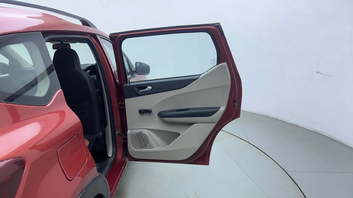 Used 2019 Renault Triber RXE Petrol Manual interior RIGHT REAR DOOR OPEN VIEW