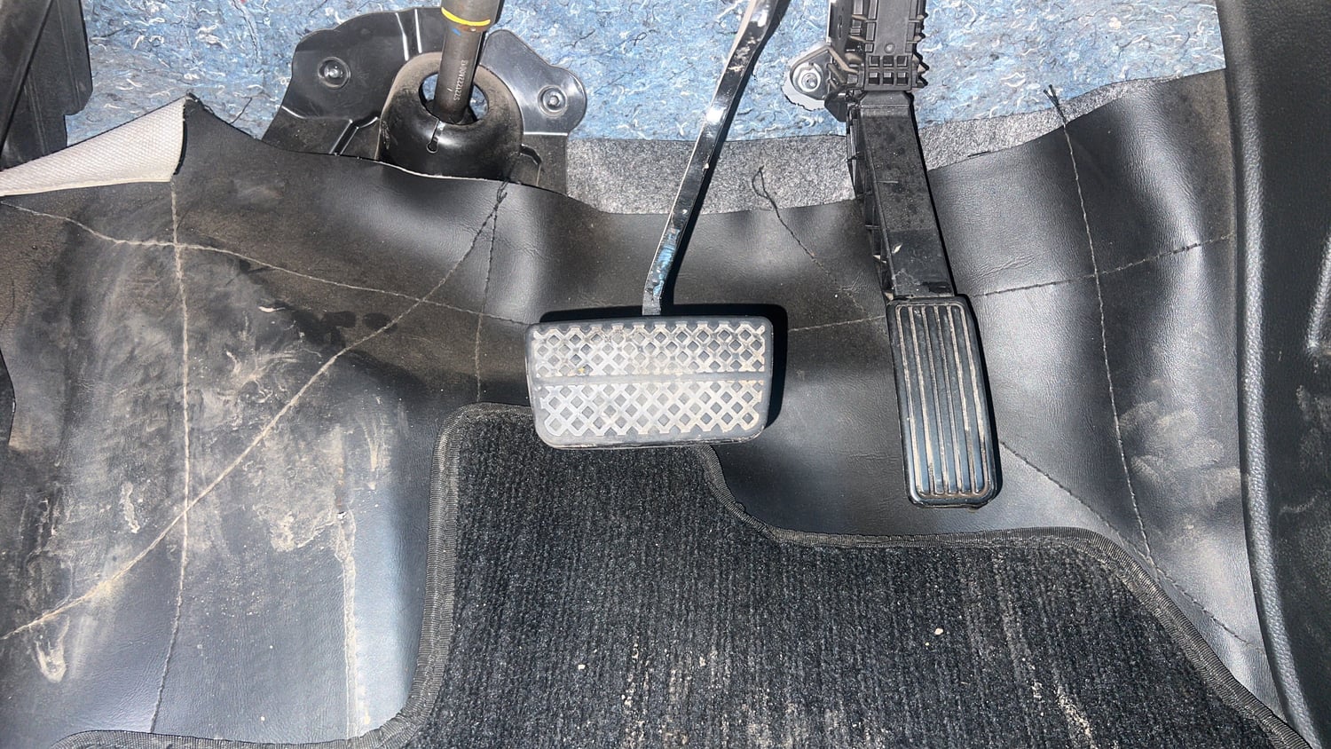 Used 2023 Honda Amaze VX CVT 1.2 Petrol Petrol Automatic interior PEDALS VIEW