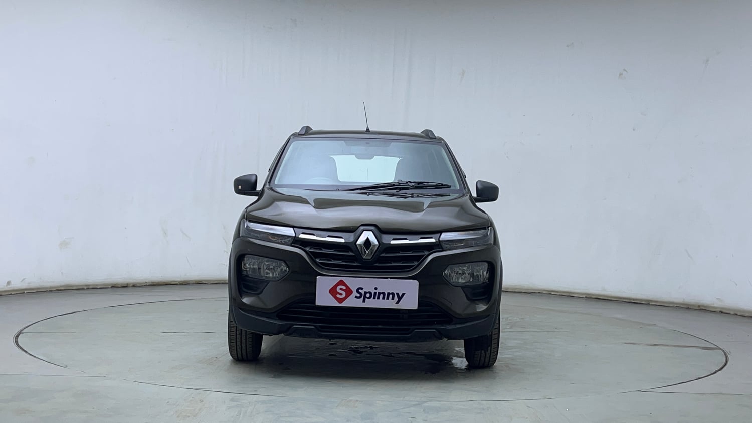 Used 2022 Renault Kwid RXT 1.0 AMT Petrol Automatic exterior FRONT VIEW