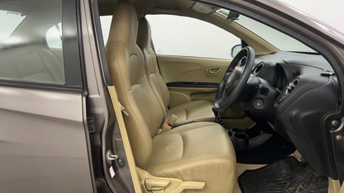 Used 2015 Honda Amaze 1.2 S i-VTEC Petrol Manual interior RIGHT SIDE FRONT DOOR CABIN VIEW