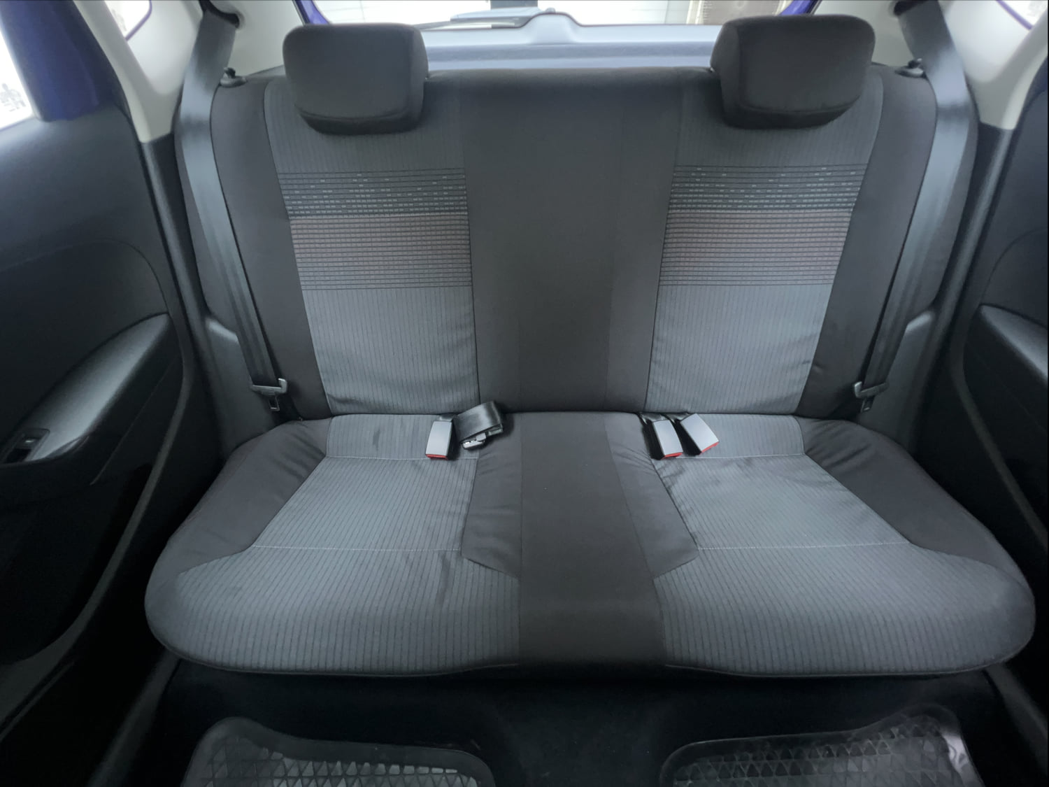 Used 2019 Volkswagen Polo Highline Plus 1.0 (P) 16 Alloy Petrol Manual interior REAR SEAT CONDITION VIEW
