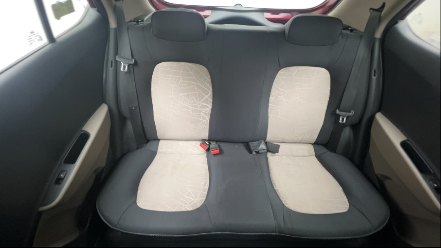 Used 2013 Hyundai Grand i10 Sportz 1.2 Kappa VTVT Petrol Manual interior REAR SEAT CONDITION VIEW