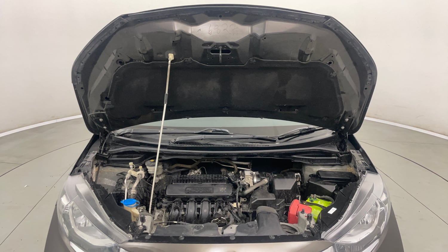 Used 2019 Honda WR-V VX MT Petrol Petrol Manual engine ENGINE & BONNET OPEN FRONT VIEW