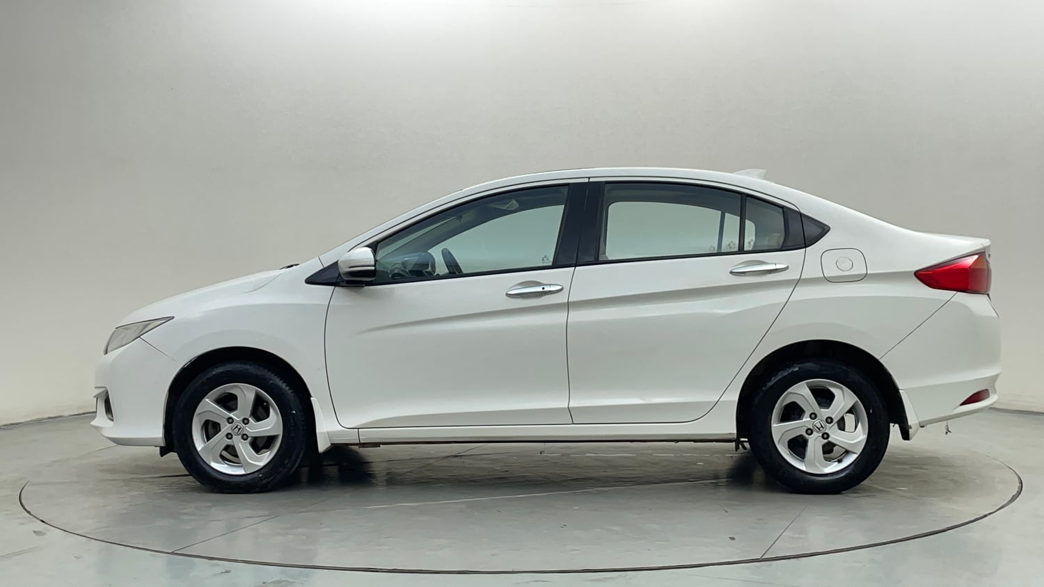 Used 2016 Honda City VX CVT Petrol Automatic exterior LEFT SIDE VIEW