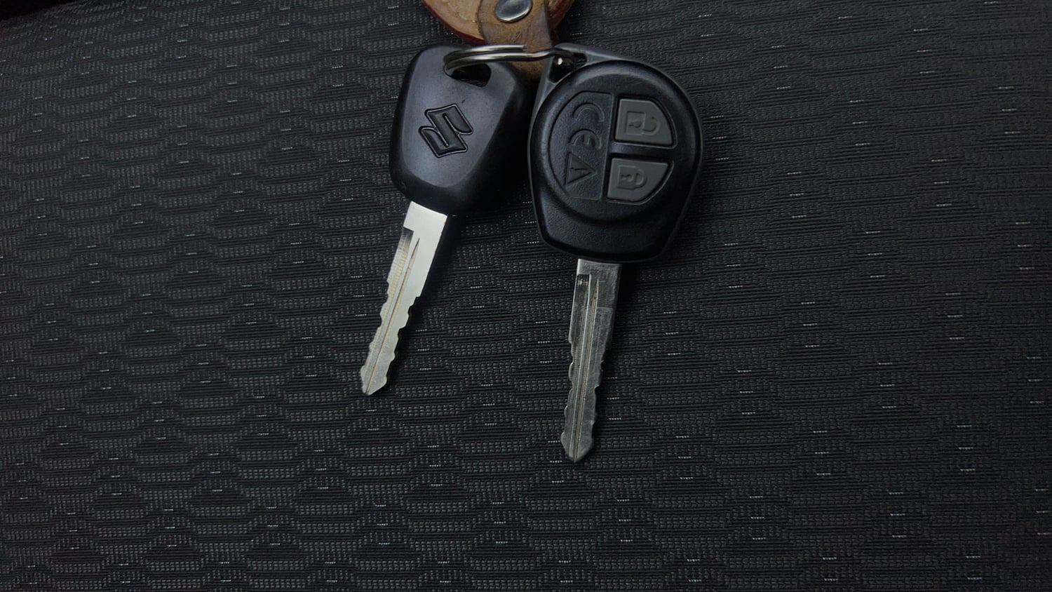 Used 2026 Maruti Suzuki Swift LXi Petrol Manual extra CAR KEY VIEW