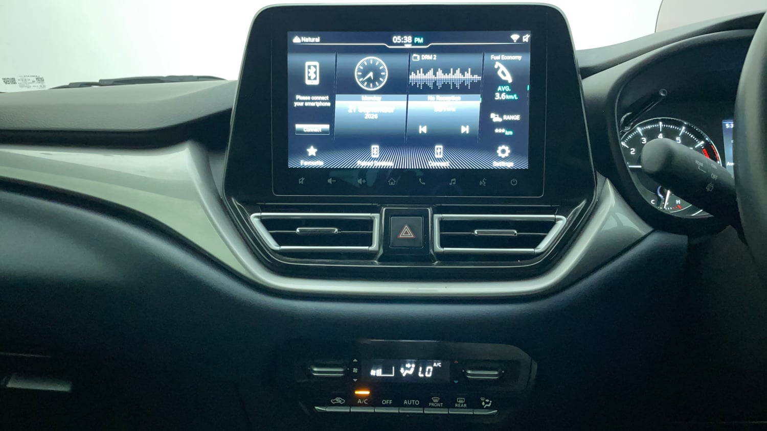 Used 2023 Maruti Suzuki Baleno Alpha AGS Petrol Automatic interior MUSIC SYSTEM & AC CONTROL VIEW