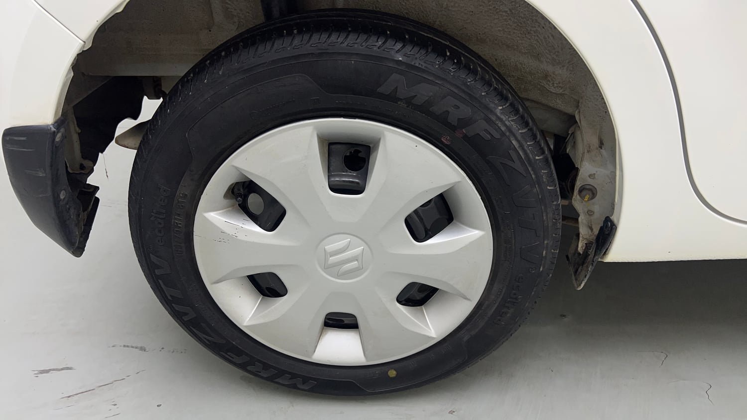 Used 2024 Maruti Suzuki Wagon R VXI 1.0 CNG Cng Manual tyres RIGHT REAR TYRE RIM VIEW