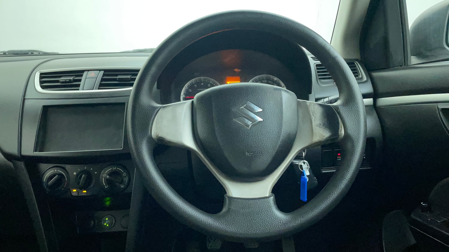 Used 2014 Maruti Suzuki Swift VXI CNG (Outside Fitted) Cng Manual interior STEERING VIEW