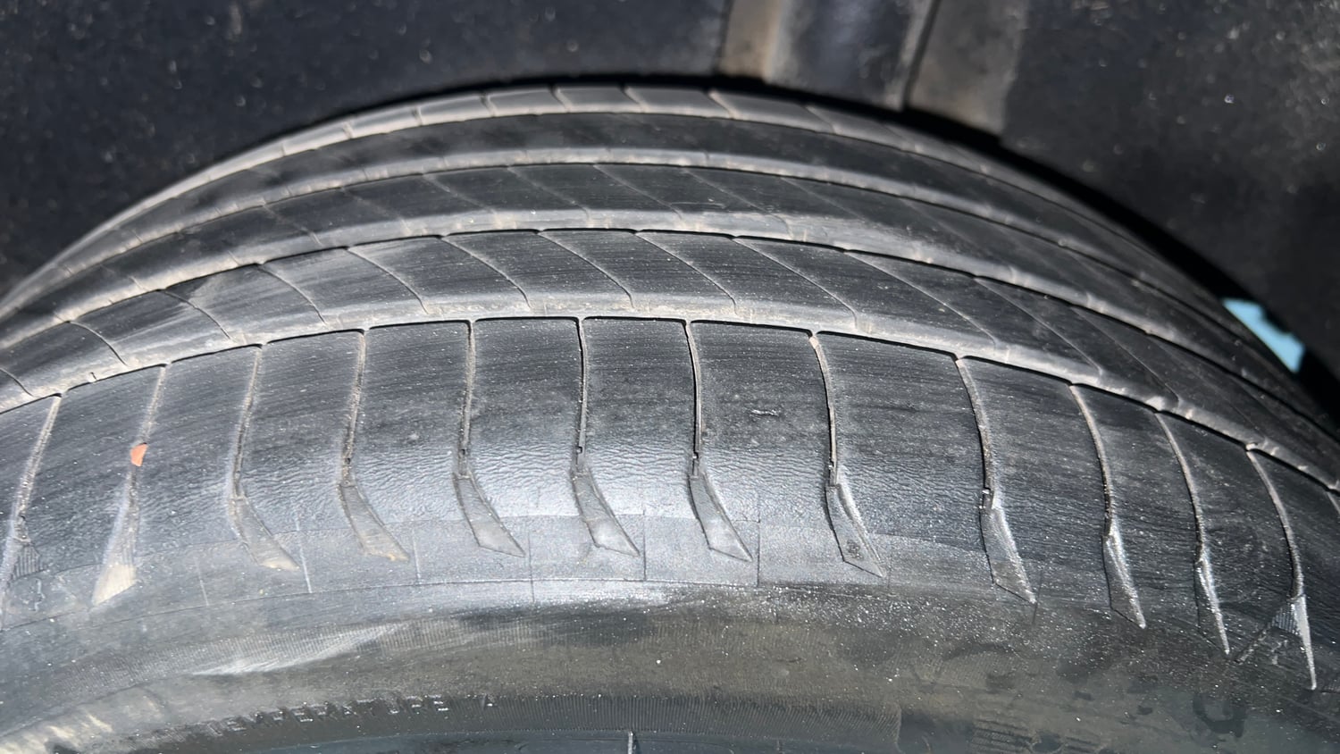 Used 2019 Maruti Suzuki Baleno Zeta Petrol Manual tyres LEFT REAR TYRE TREAD VIEW