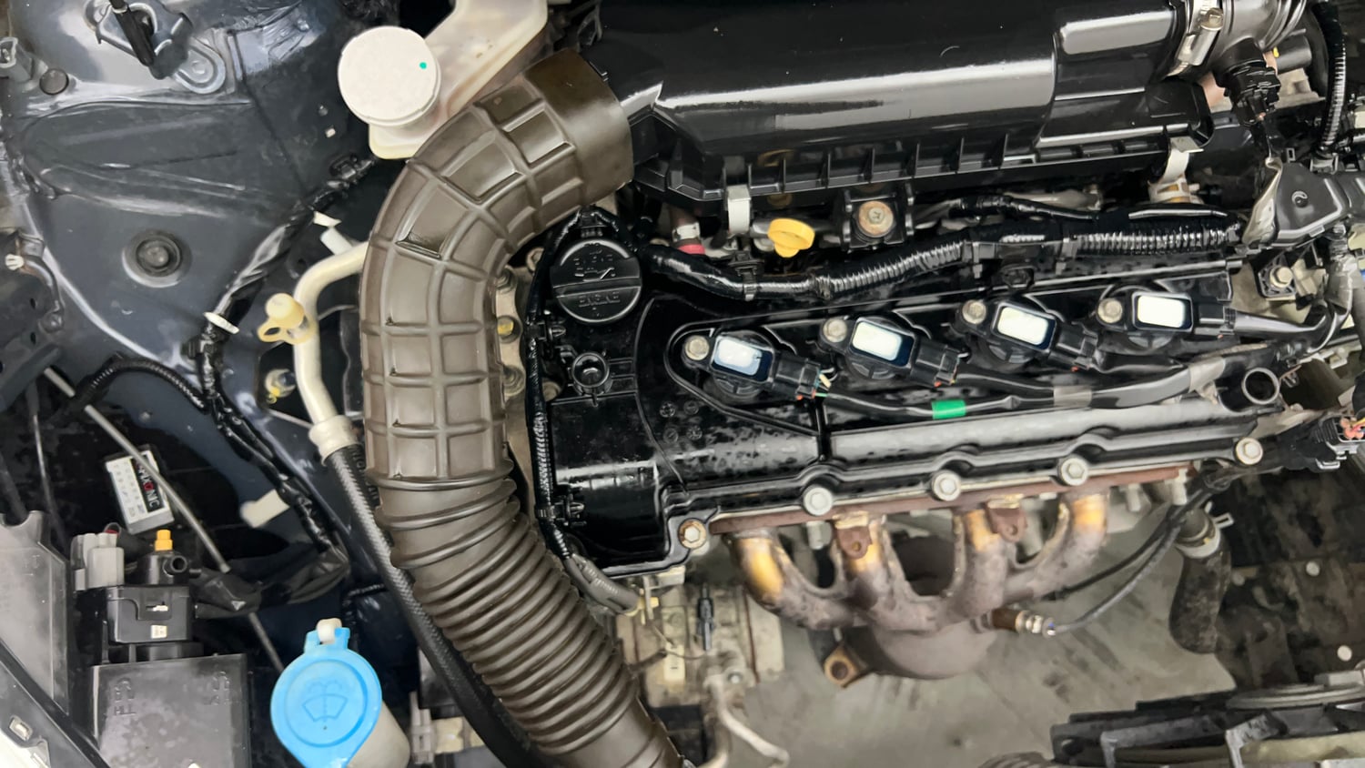 Used 2018 Maruti Suzuki Swift ZXi AMT Petrol Automatic engine ENGINE RIGHT SIDE VIEW