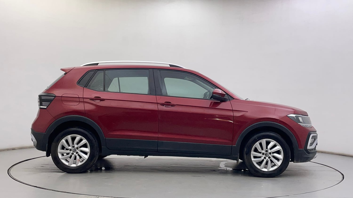 Used 2022 Volkswagen Taigun Highline 1.0 TSI MT Petrol Manual exterior RIGHT SIDE VIEW