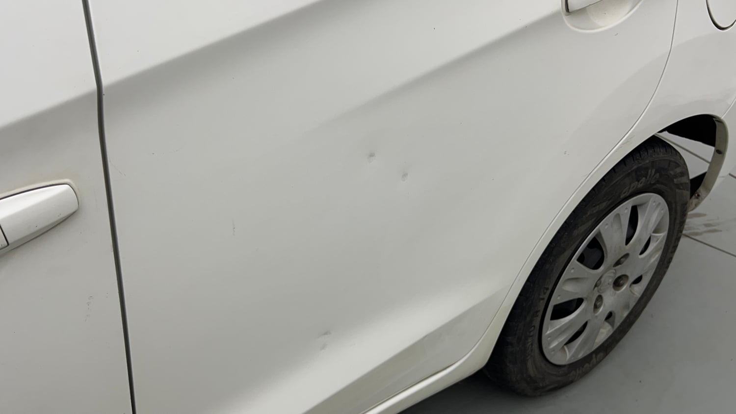 Used 2015 Honda Amaze 1.2 S i-VTEC Petrol Manual dents MINOR DENT