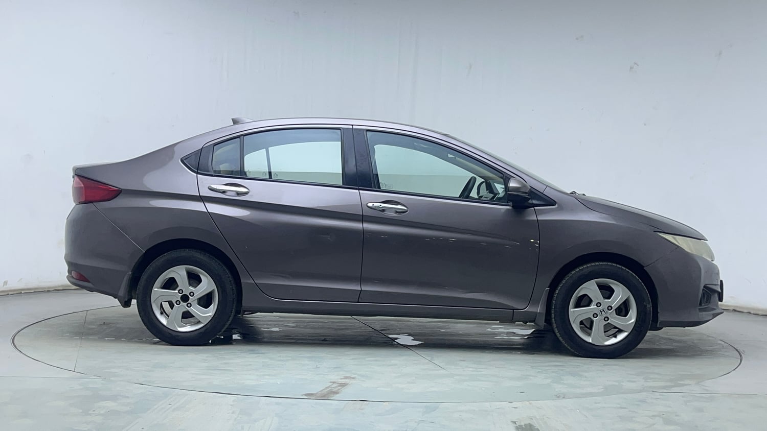 Used 2016 Honda City VX CVT Petrol Automatic exterior RIGHT SIDE VIEW