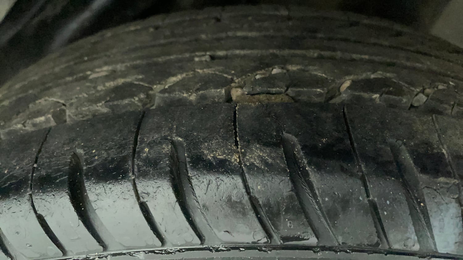 Used 2014 Honda Amaze 1.2 S i-VTEC Petrol Manual tyres LEFT REAR TYRE TREAD VIEW