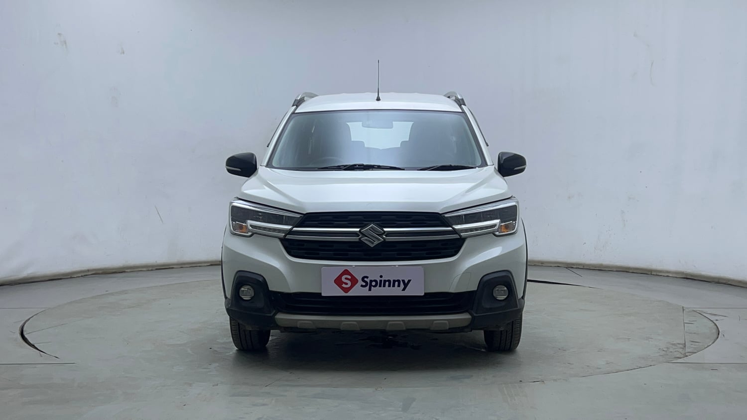 Used 2022 Maruti Suzuki XL6 Alpha AT Petrol Petrol Automatic exterior FRONT VIEW