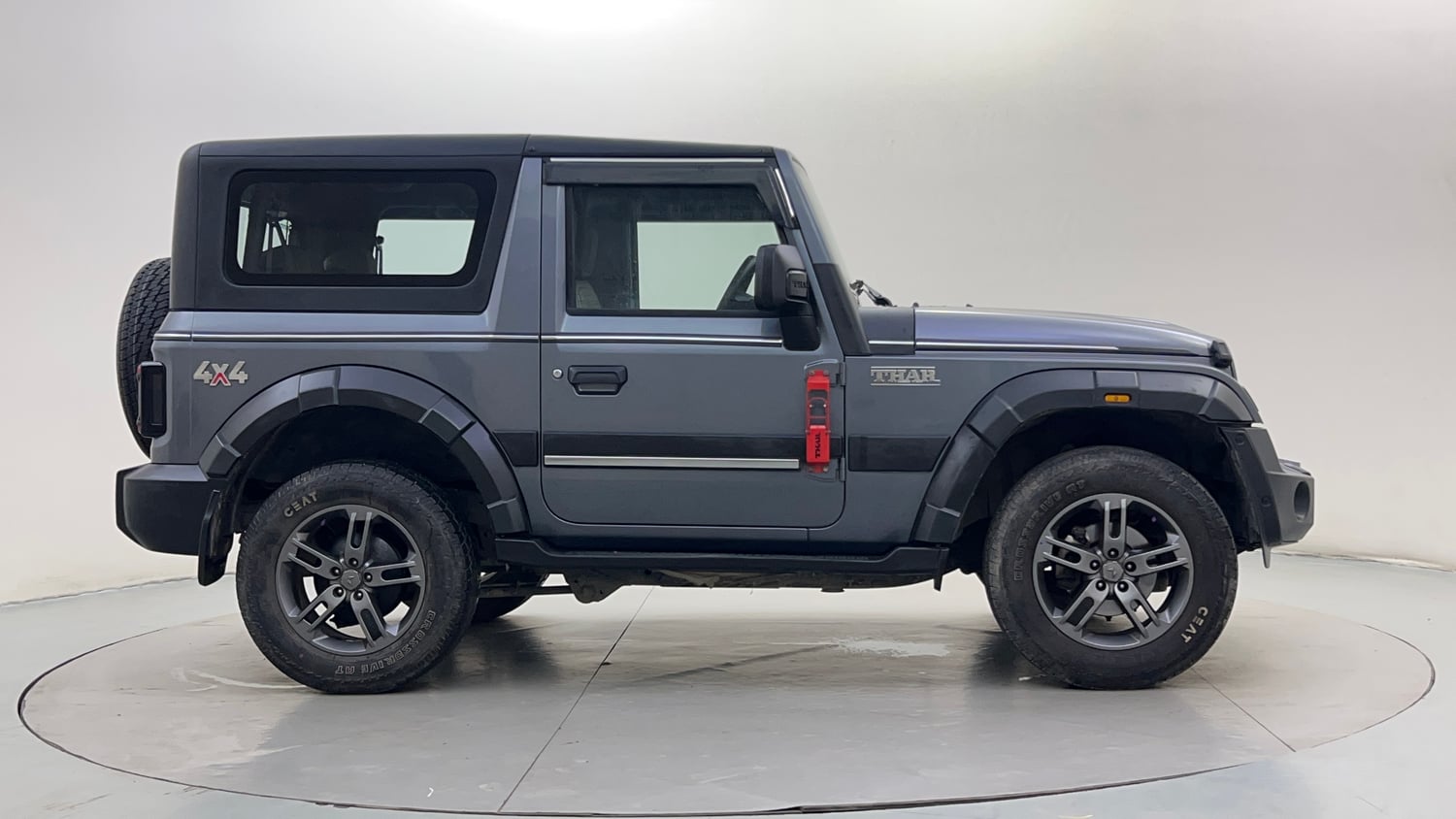 Used 2023 mahindra Thar LX Hard Top Petrol MT 4WD Petrol Manual exterior RIGHT SIDE VIEW