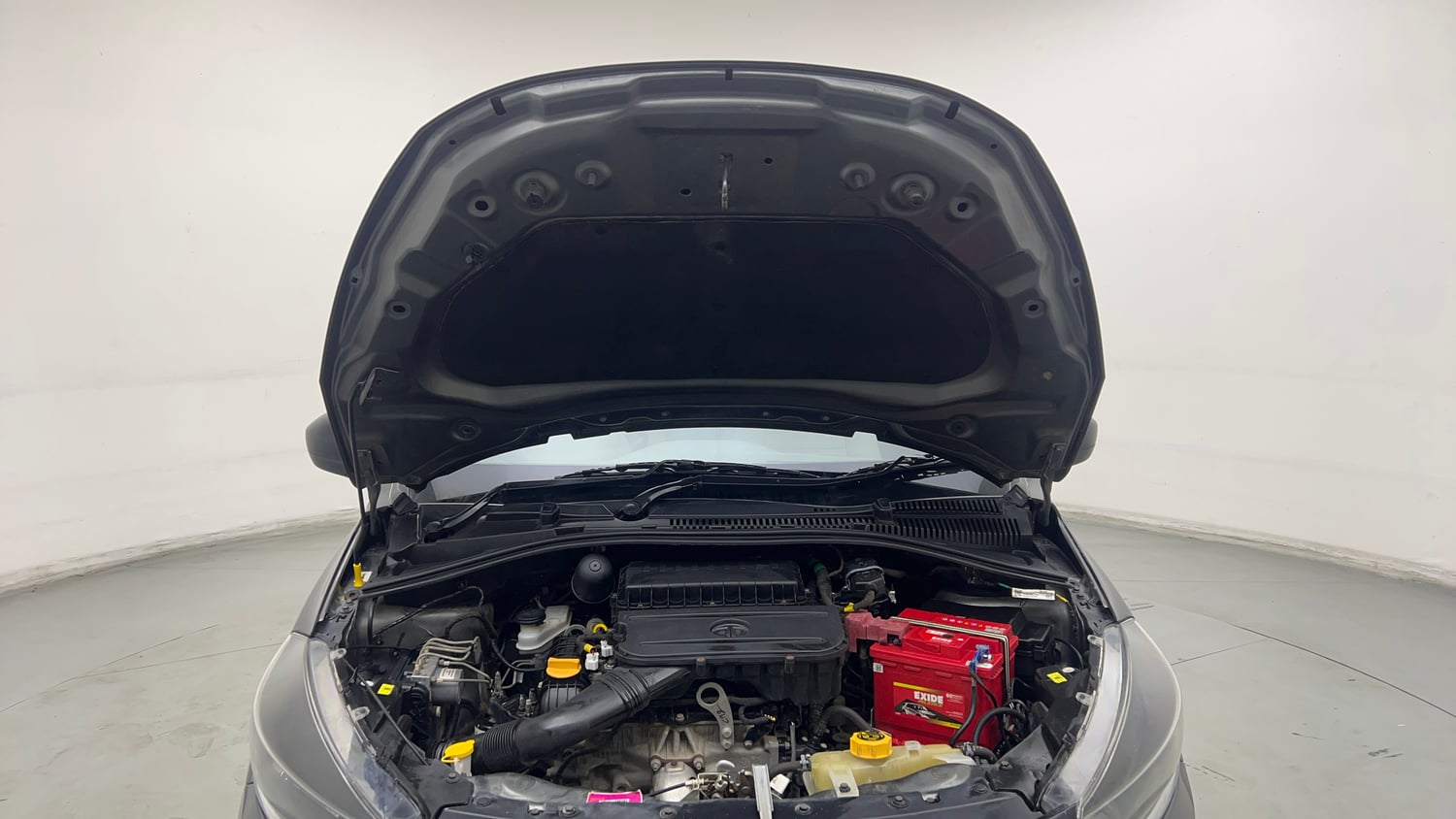 Used 2024 Tata Tigor XM iCNG Cng Manual engine ENGINE & BONNET OPEN FRONT VIEW
