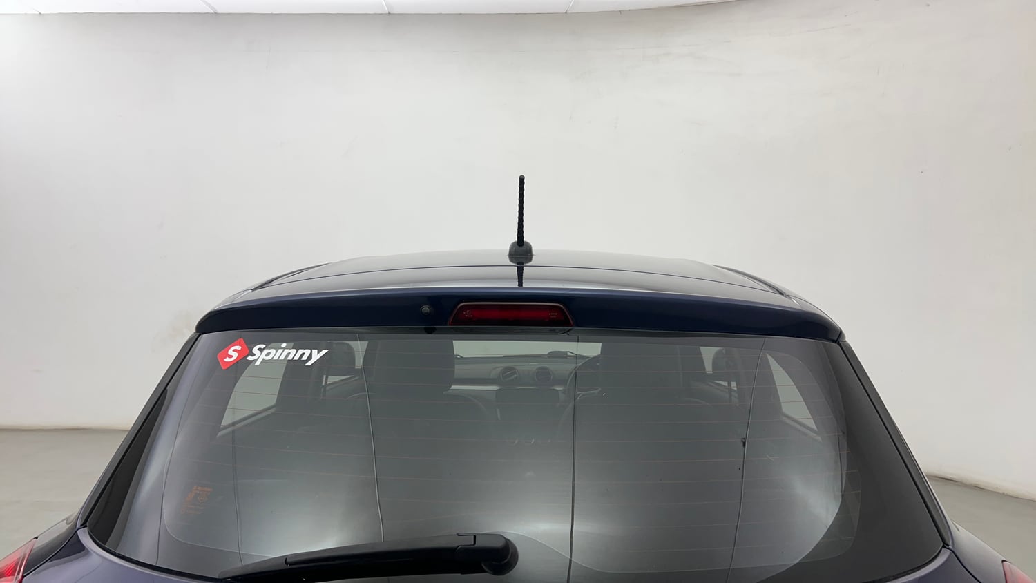 Used 2018 Maruti Suzuki Swift ZXi AMT Petrol Automatic exterior BACK WINDSHIELD VIEW