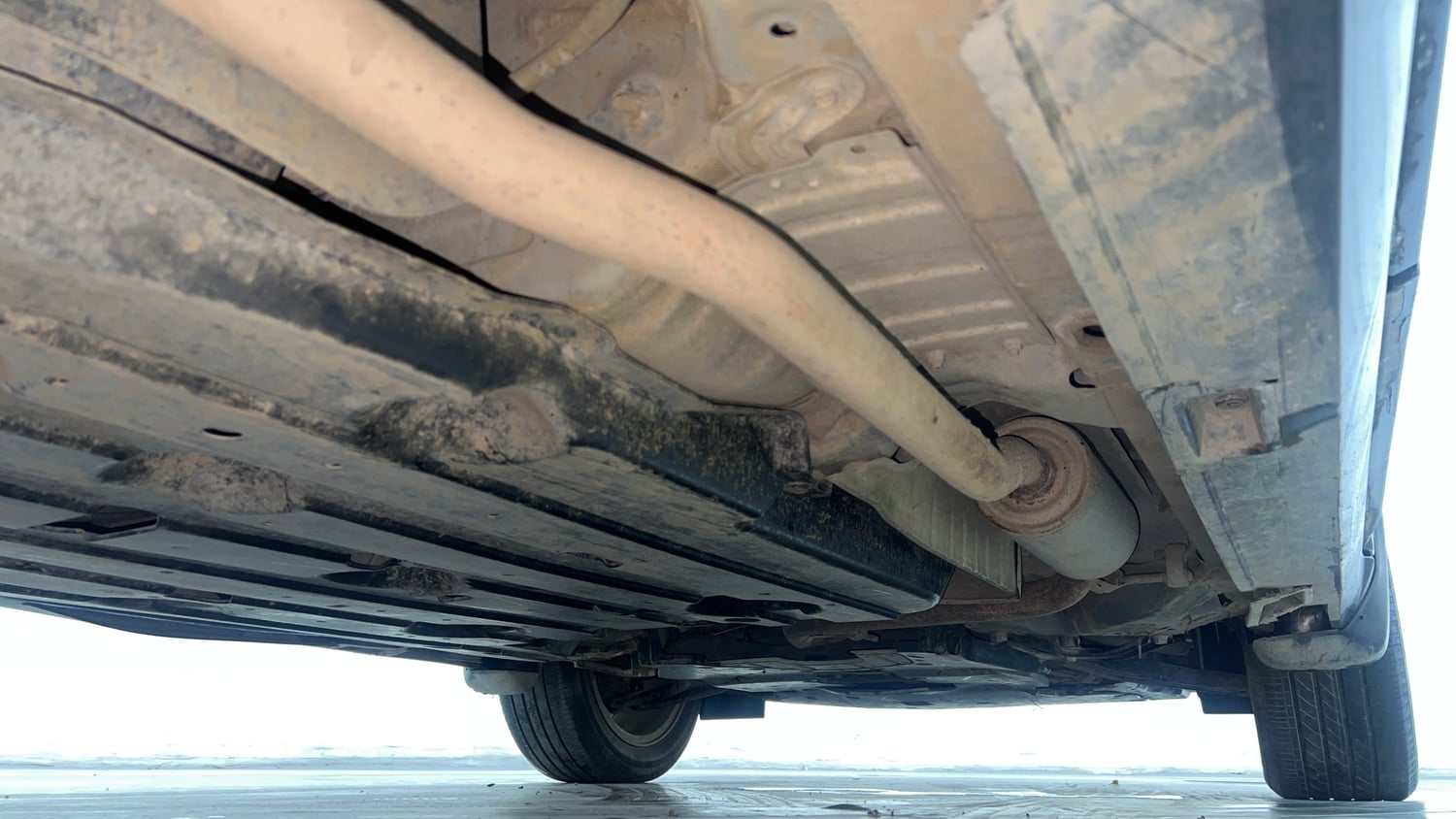 Used 2023 Honda Elevate VX MT Petrol Manual extra REAR RIGHT UNDERBODY VIEW