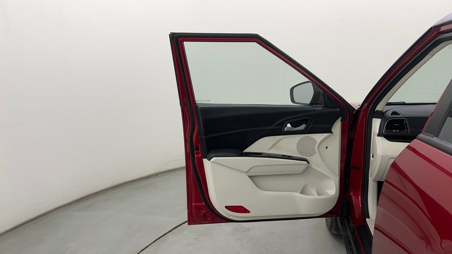Used 2024 Mahindra XUV 3XO AX7 1.2 Petrol AT Petrol Automatic interior LEFT FRONT DOOR OPEN VIEW