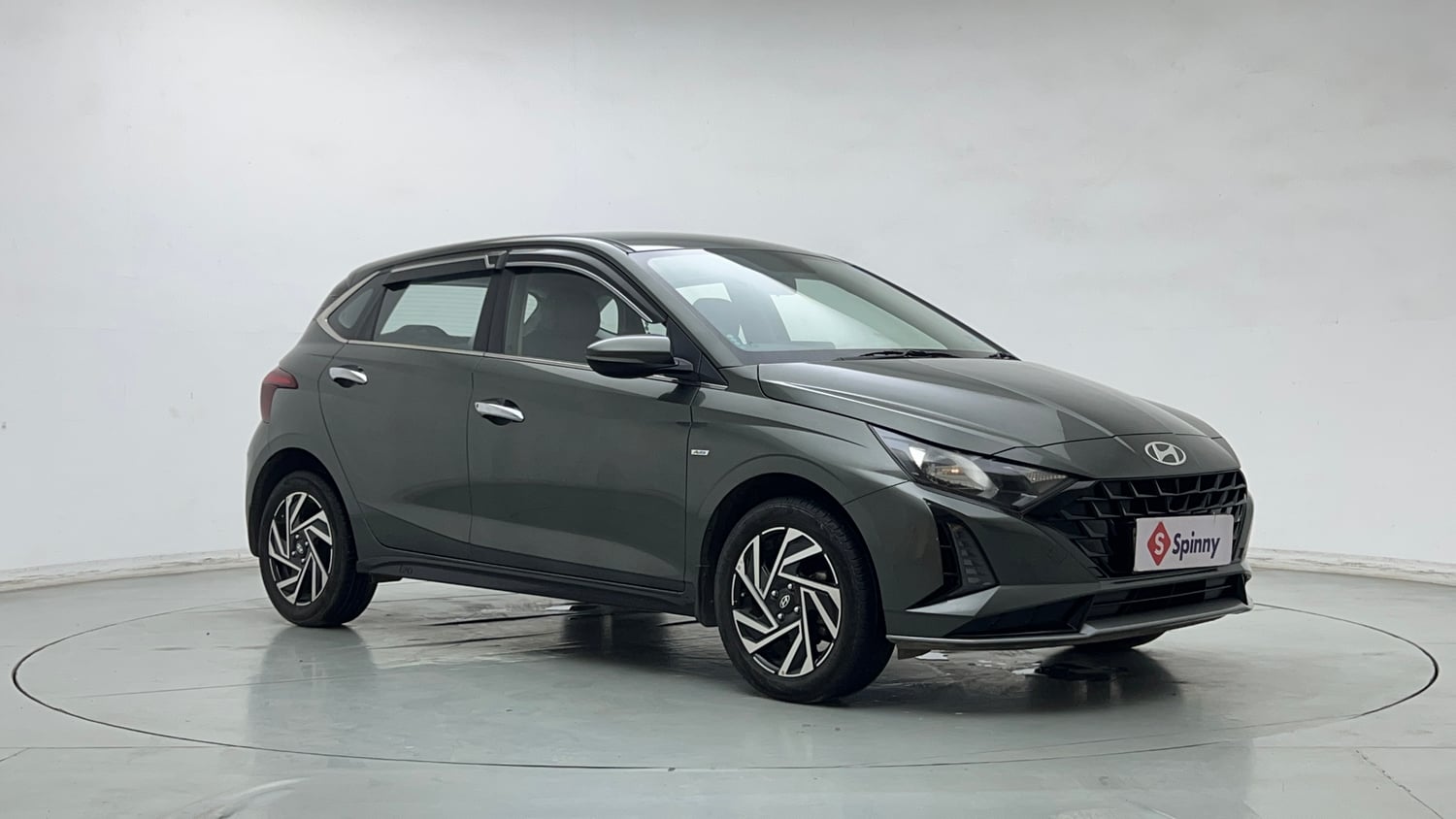 Used 2024 Hyundai New i20 Sportz 1.2 IVT Petrol Automatic exterior RIGHT FRONT CORNER VIEW