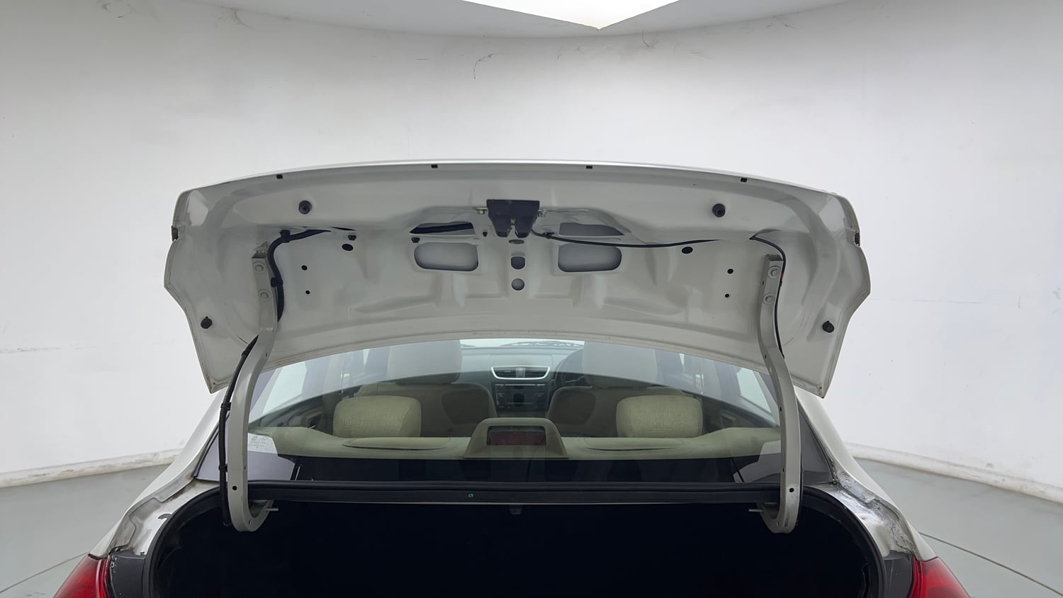 Used 2016 Maruti Suzuki Swift Dzire VXI (O) Petrol Manual interior DICKY DOOR OPEN VIEW