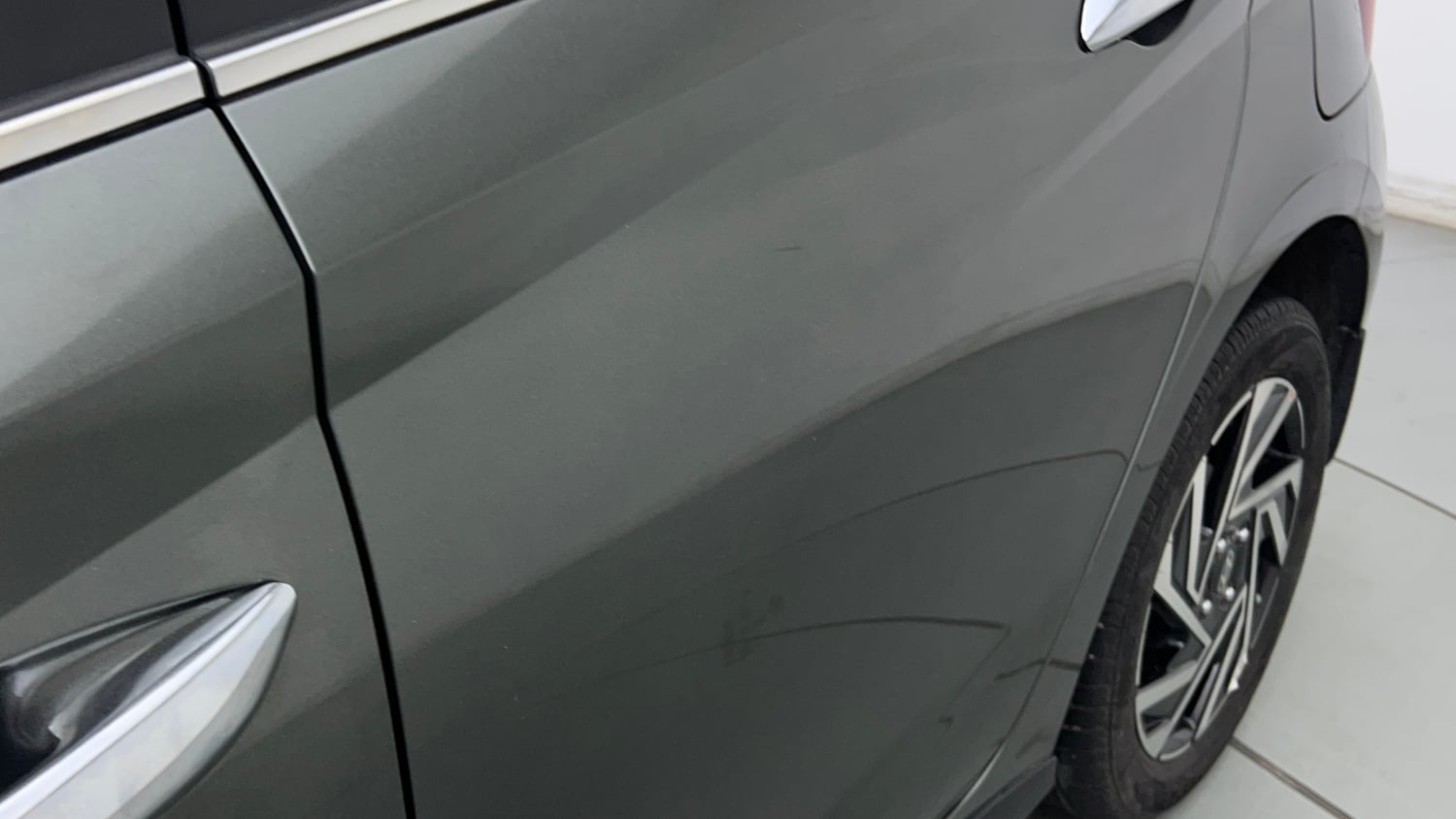 Used 2024 Hyundai New i20 Sportz 1.2 IVT Petrol Automatic dents MINOR SCRATCH