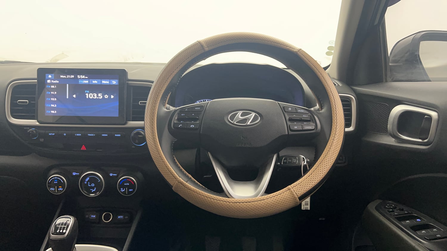 Used 2021 Hyundai Venue SX 1.0 Turbo Petrol Manual interior STEERING VIEW