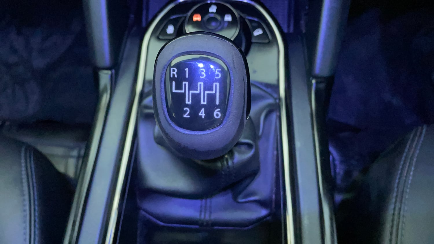 Used 2022 Tata Harrier XZ Plus Dark Edition Diesel Manual interior GEAR  KNOB VIEW