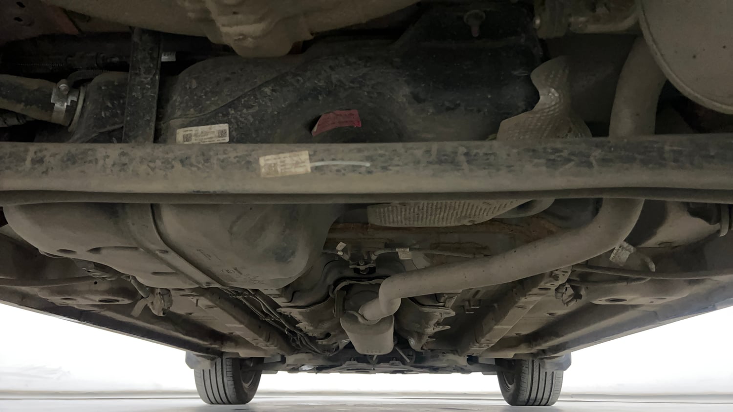 Used 2024 Mahindra XUV 3XO AX7 1.2 Petrol AT Petrol Automatic extra REAR UNDERBODY VIEW (TAKEN FROM REAR)