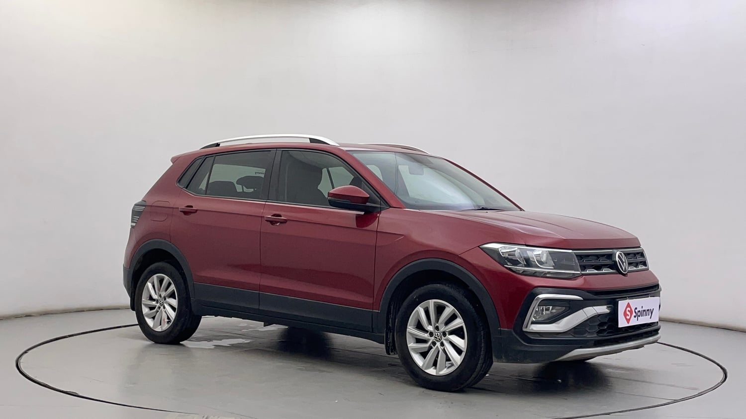 Used 2022 Volkswagen Taigun Highline 1.0 TSI MT Petrol Manual exterior RIGHT FRONT CORNER VIEW