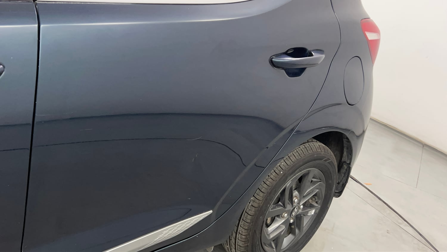 Used 2021 Hyundai Grand i10 Nios Sportz AMT 1.2 Kappa VTVT Petrol Automatic dents MINOR SCRATCH