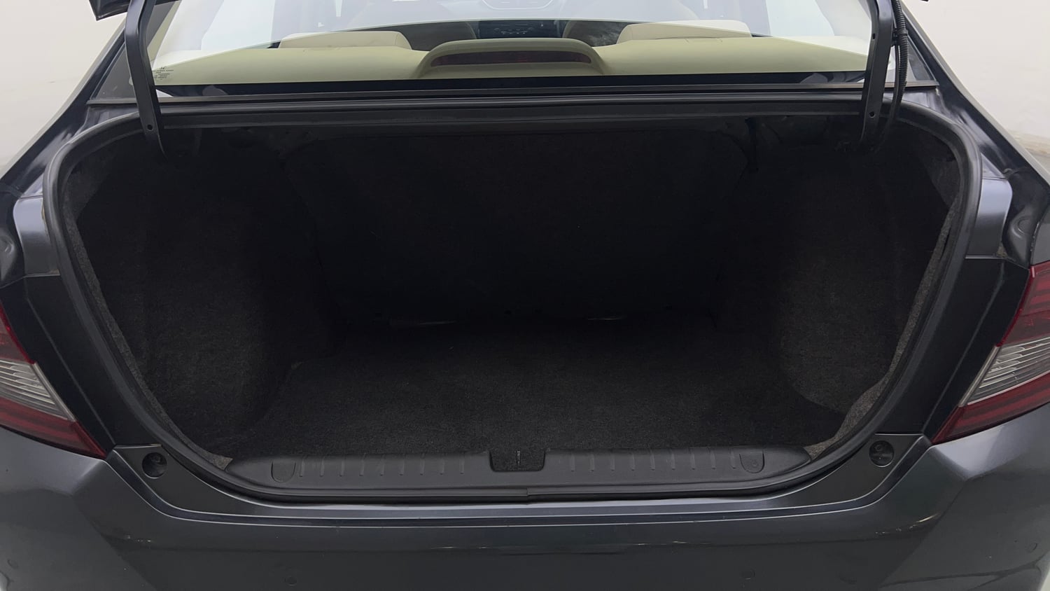 Used 2022 Honda Amaze S MT 1.2 Petrol Petrol Manual interior DICKY INSIDE VIEW