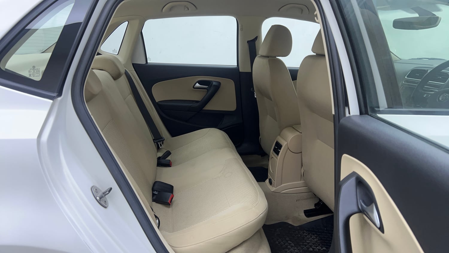 Used 2019 Volkswagen Ameo Highline1.0L (P) Petrol Manual interior RIGHT SIDE REAR DOOR CABIN VIEW