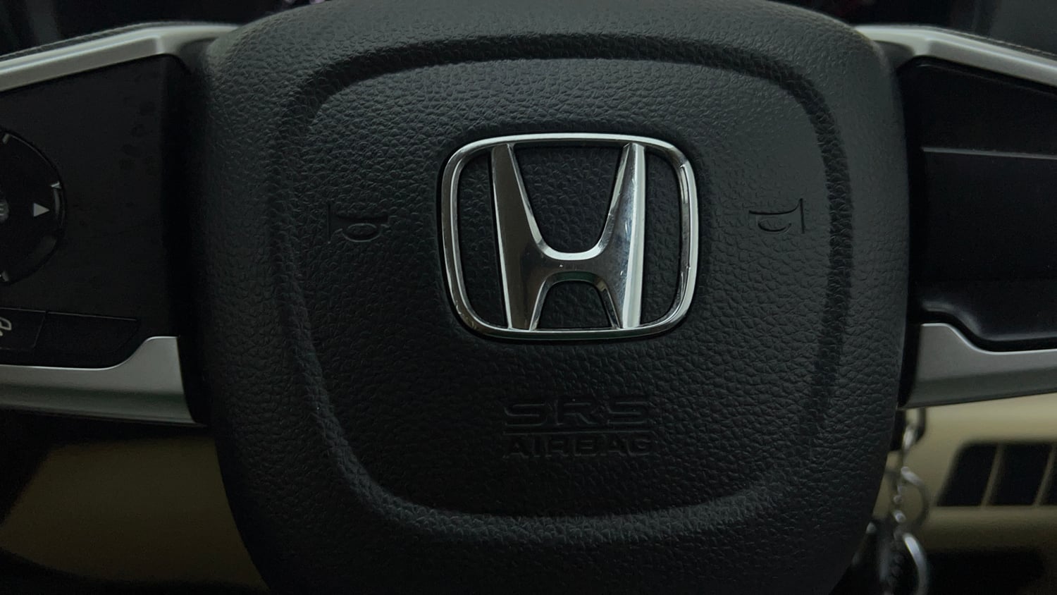 Used 2022 Honda Amaze S MT 1.2 Petrol Petrol Manual top_features Airbags