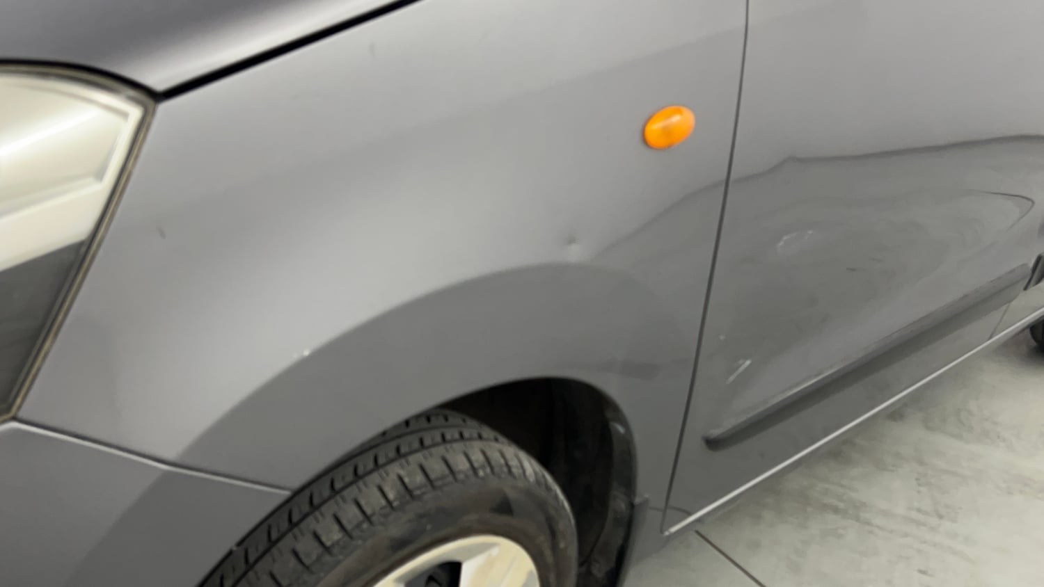 Used 2013 Maruti Suzuki Wagon R VXI Petrol Manual dents MINOR DENT