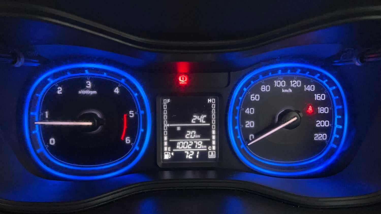 Used 2017 Maruti Suzuki Vitara Brezza [2016-2020] ZDi Plus Diesel Manual interior CLUSTERMETER VIEW