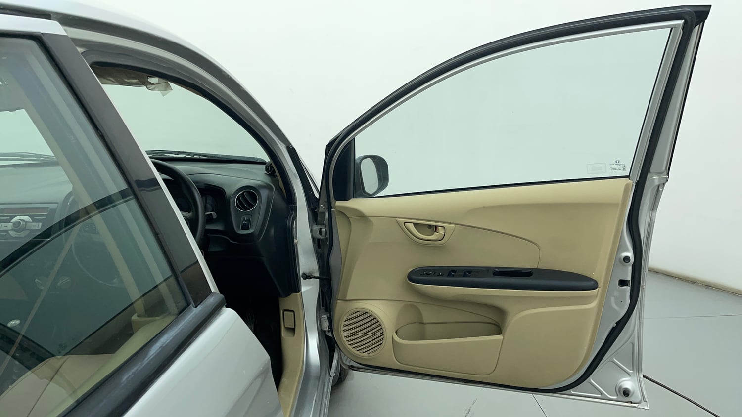 Used 2014 Honda Amaze 1.2 S i-VTEC Petrol Manual interior RIGHT FRONT DOOR OPEN VIEW