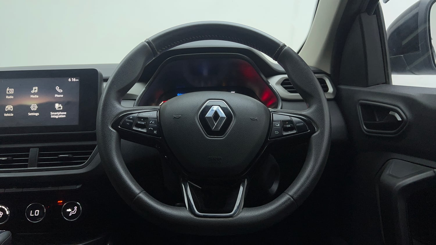 Used 2021 Renault Kiger RXZ Turbo CVT Petrol Automatic interior STEERING VIEW