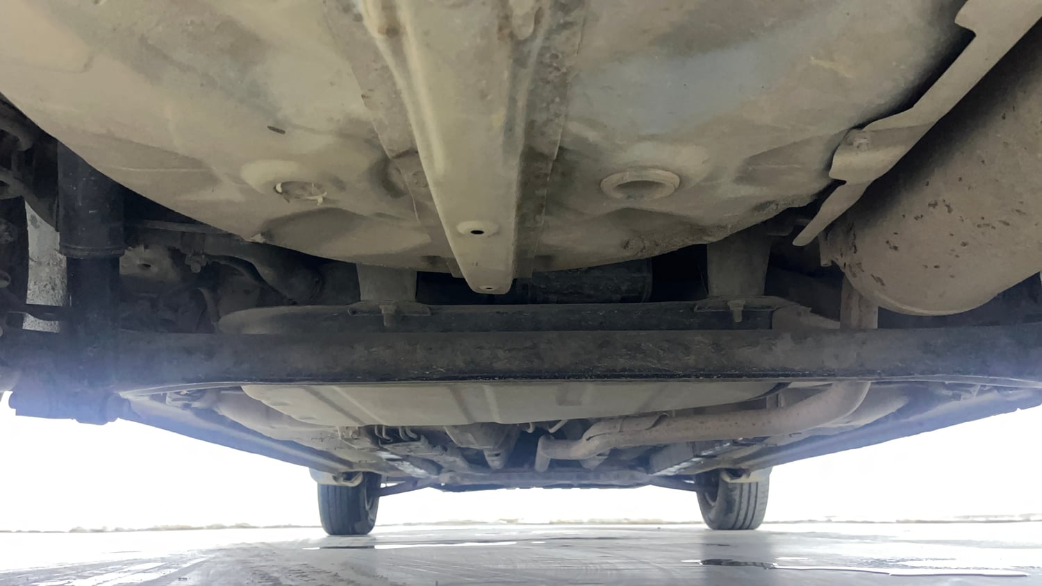 Used 2014 Hyundai i20 Magna 1.2 Petrol Manual extra REAR UNDERBODY VIEW (TAKEN FROM REAR)
