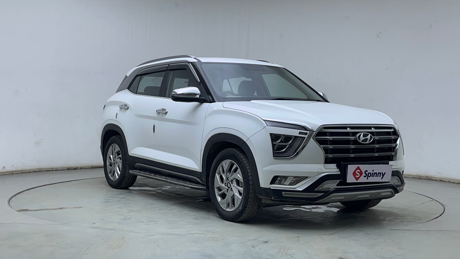 Used 2023 Hyundai Creta SX 1.5 Petrol Petrol Manual exterior RIGHT FRONT CORNER VIEW