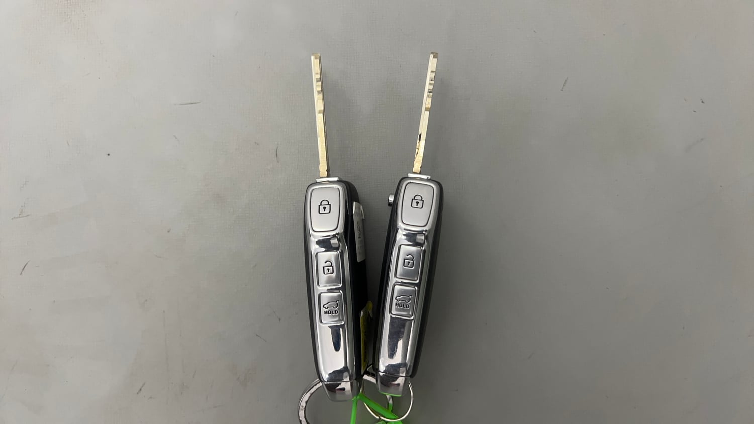 Used 2026 Kia Carens Premium (O) 1.5 Petrol 7 STR Petrol Manual extra CAR KEY VIEW